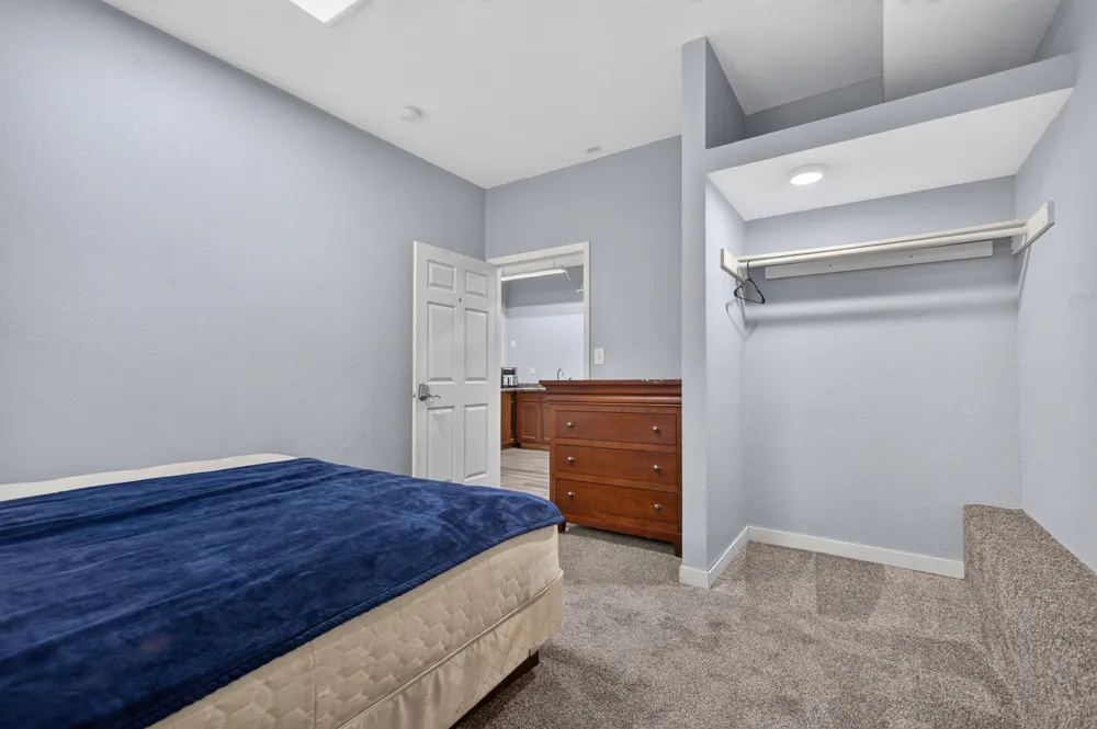 29 Monroe Street Hillsdale, MI 49242