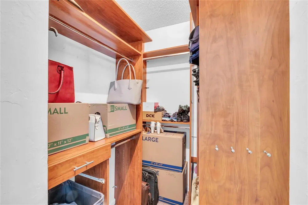 4165 S PINE ISLAND ROAD #4165 Davie, FL 33328