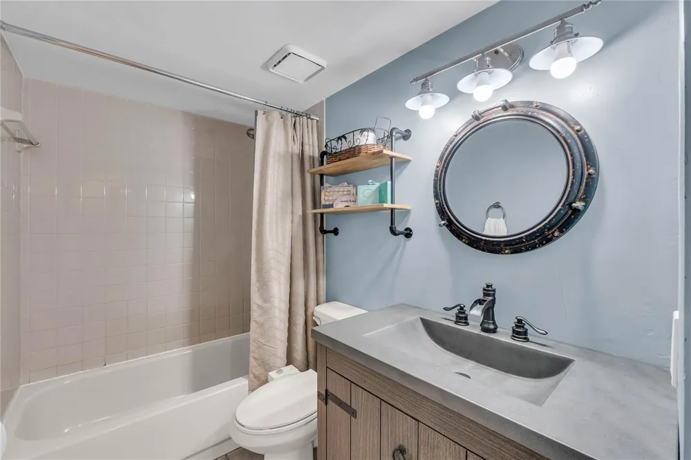 4165 S PINE ISLAND ROAD #4165 Davie, FL 33328