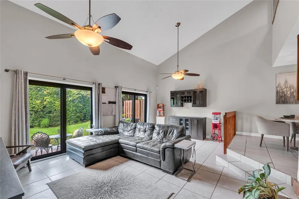 4165 S PINE ISLAND ROAD #4165 Davie, FL 33328