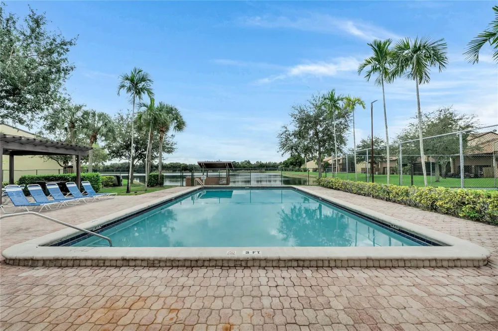 4165 S PINE ISLAND ROAD #4165 Davie, FL 33328
