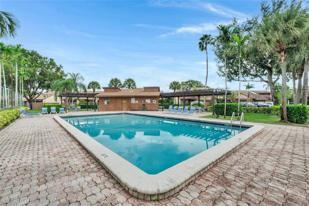 4165 S PINE ISLAND ROAD #4165 Davie, FL 33328