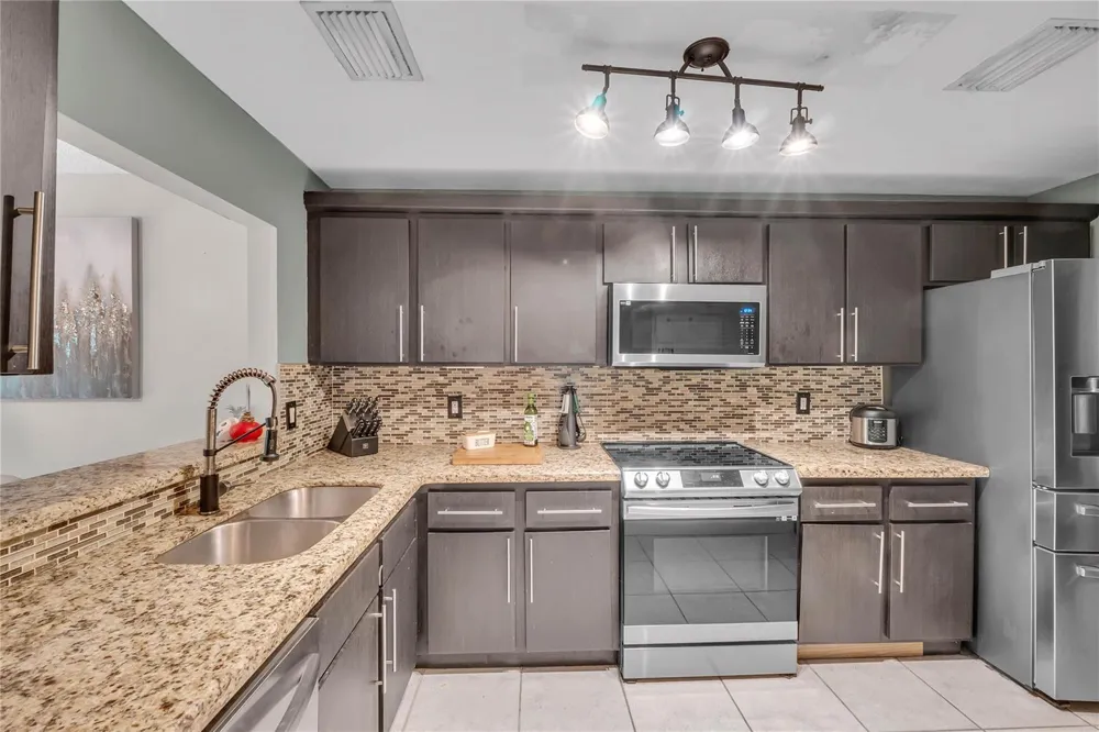 4165 S PINE ISLAND ROAD #4165 Davie, FL 33328