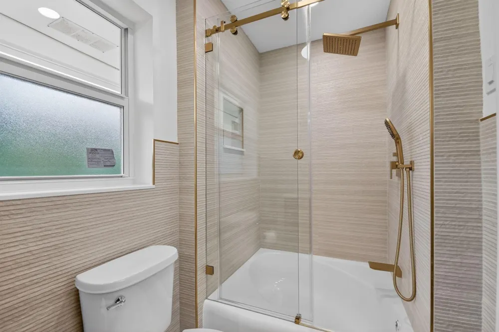 1221 Singer Drive Singer Island, FL 33404