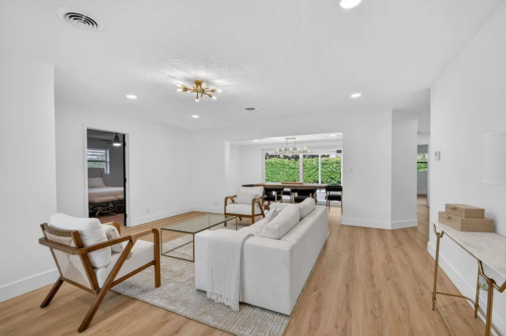 1221 Singer Drive Singer Island, FL 33404