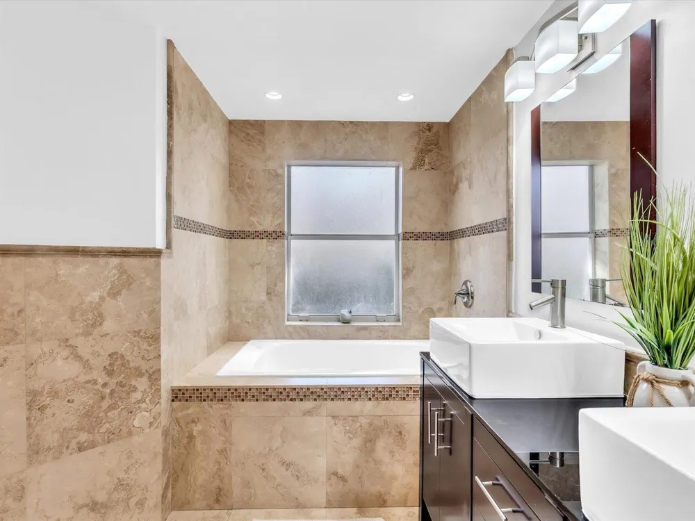 420 NW 188TH TERRACE Pembroke Pines, FL 33029
