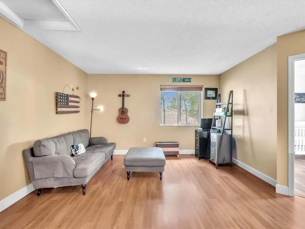 420 NW 188TH TERRACE Pembroke Pines, FL 33029