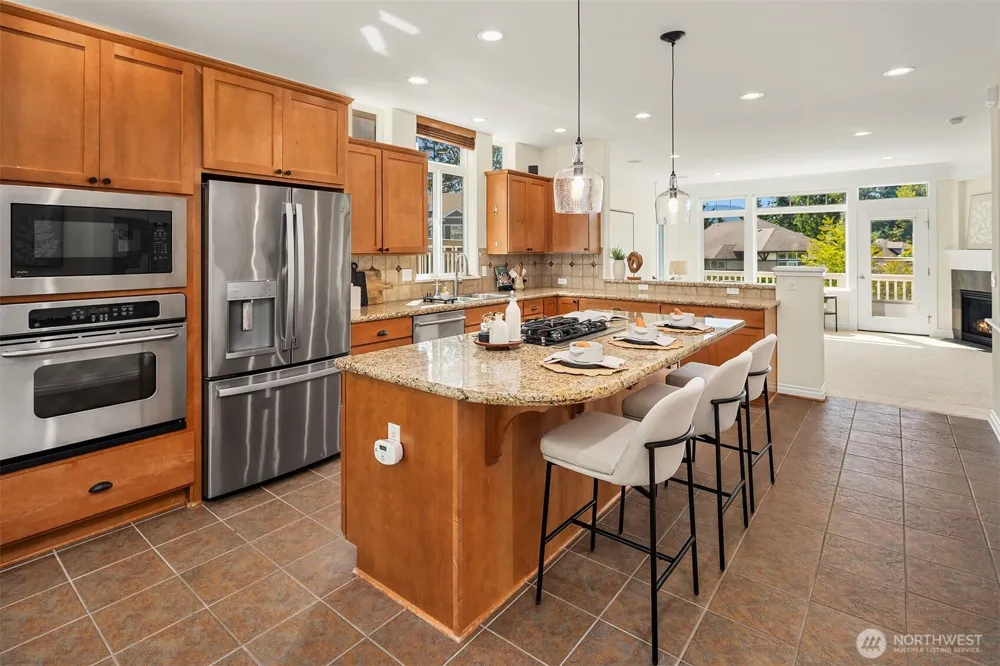 6910 Pinehurst Avenue SE Snoqualmie, WA 98065