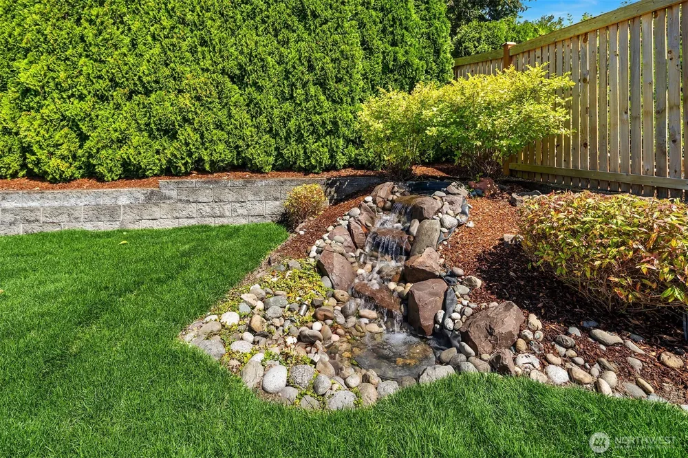 6910 Pinehurst Avenue SE Snoqualmie, WA 98065