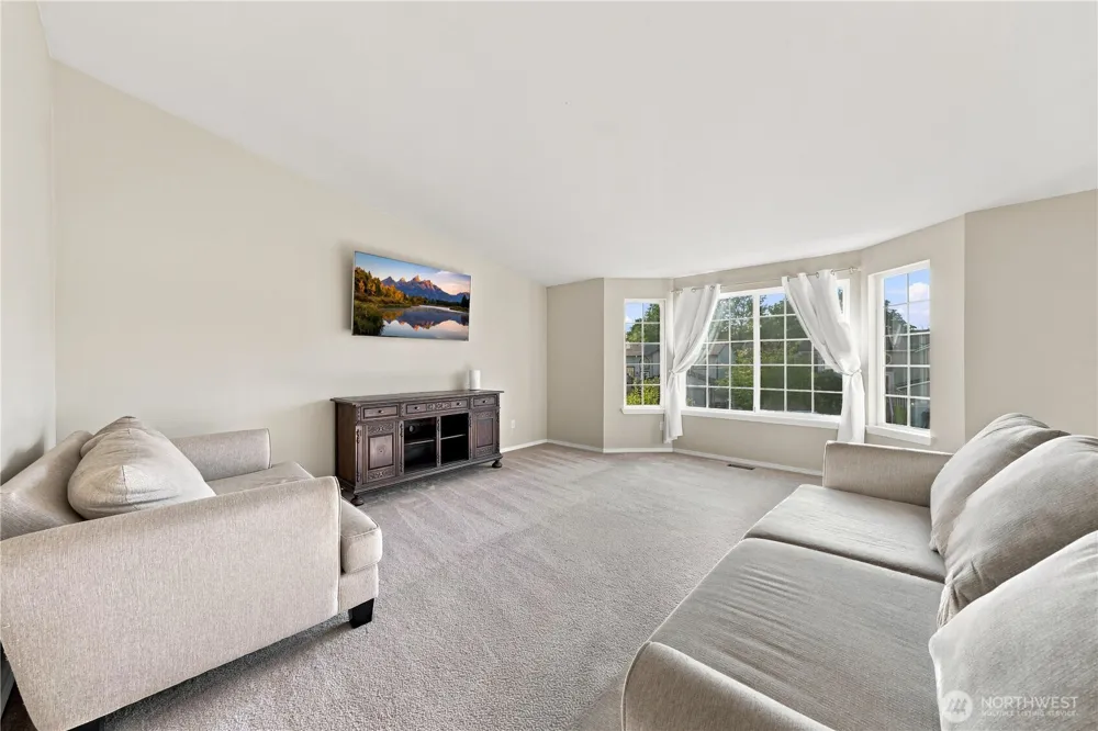 1221 85th Drive NE Lake Stevens, WA 98258