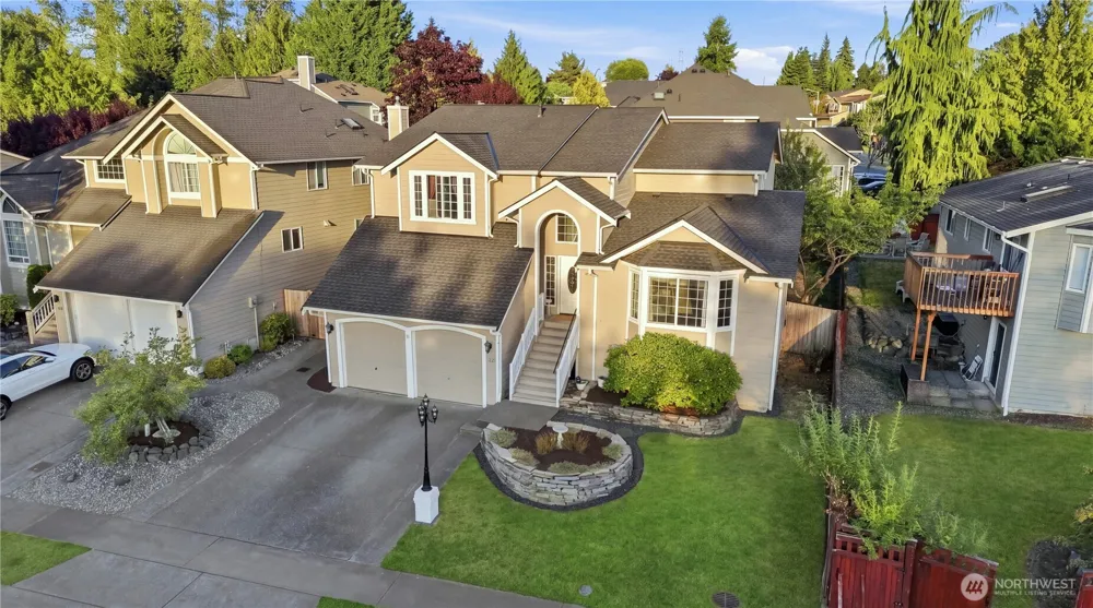 1221 85th Drive NE Lake Stevens, WA 98258