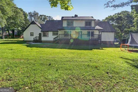 2223 Angela DR SW