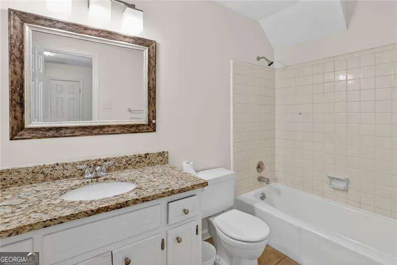 2223 Angela DR SW Lilburn, GA 30047