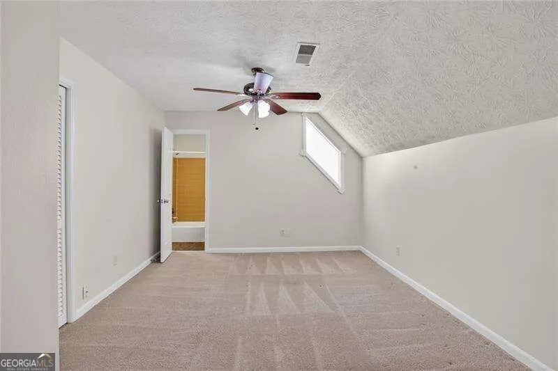 2223 Angela DR SW Lilburn, GA 30047