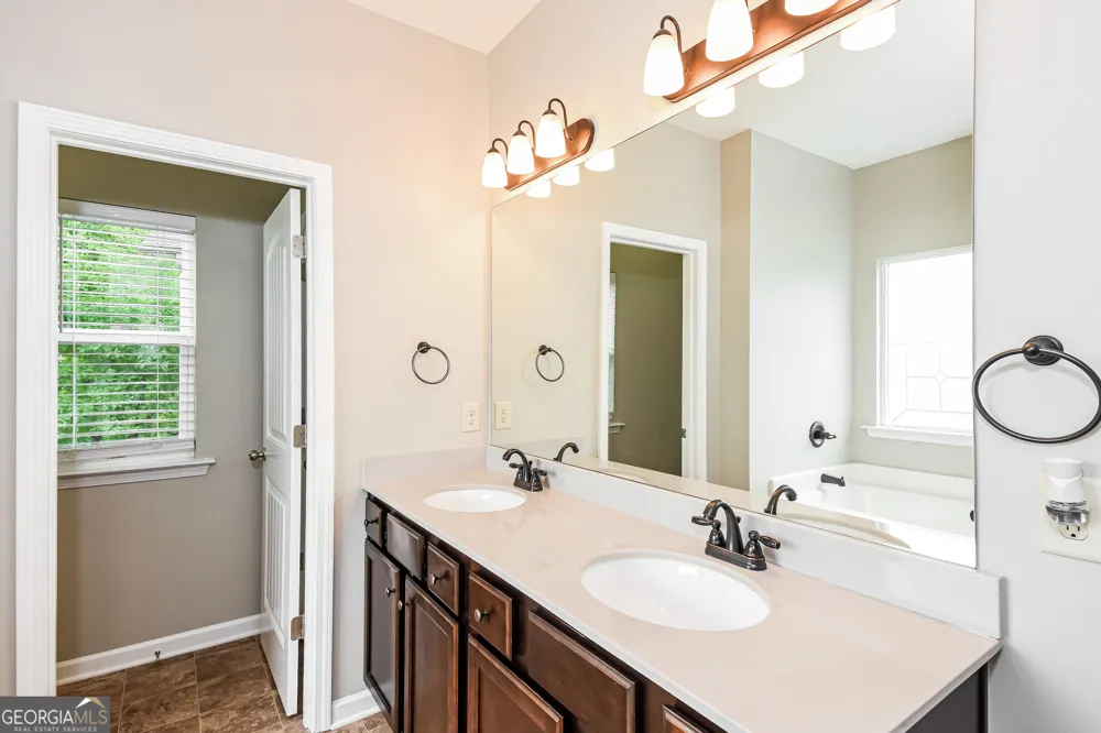 109 Cessna DR Canton, GA 30114