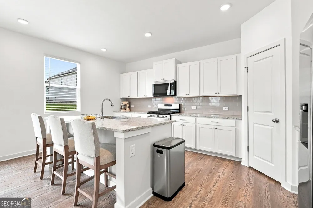 2482 Brown Dove WAY Grayson, GA 30017