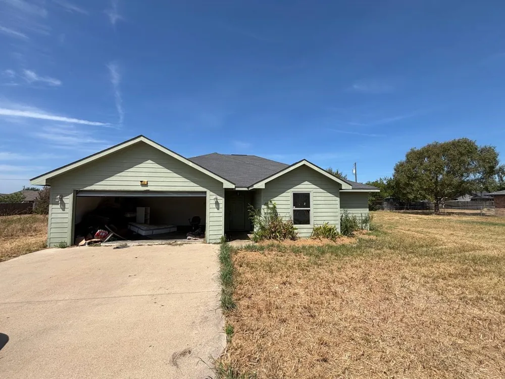 317 Anchor Lane Gun Barrel City, TX 75156