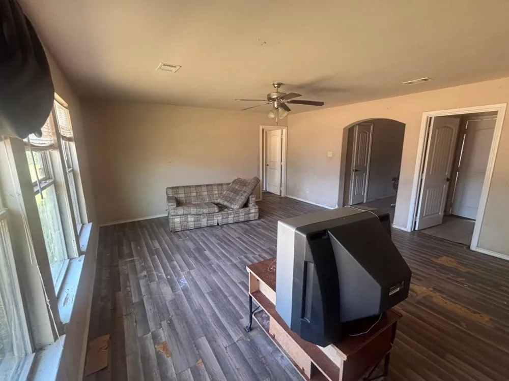 317 Anchor Lane Gun Barrel City, TX 75156