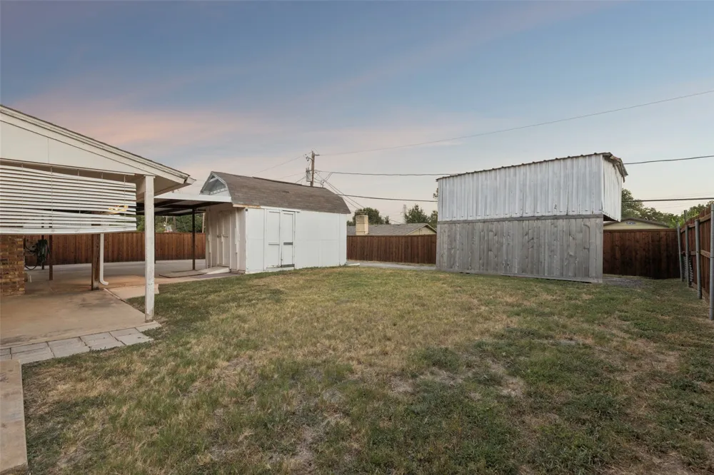 6640 Pleasant Ridge Drive North Richland Hills, TX 76180