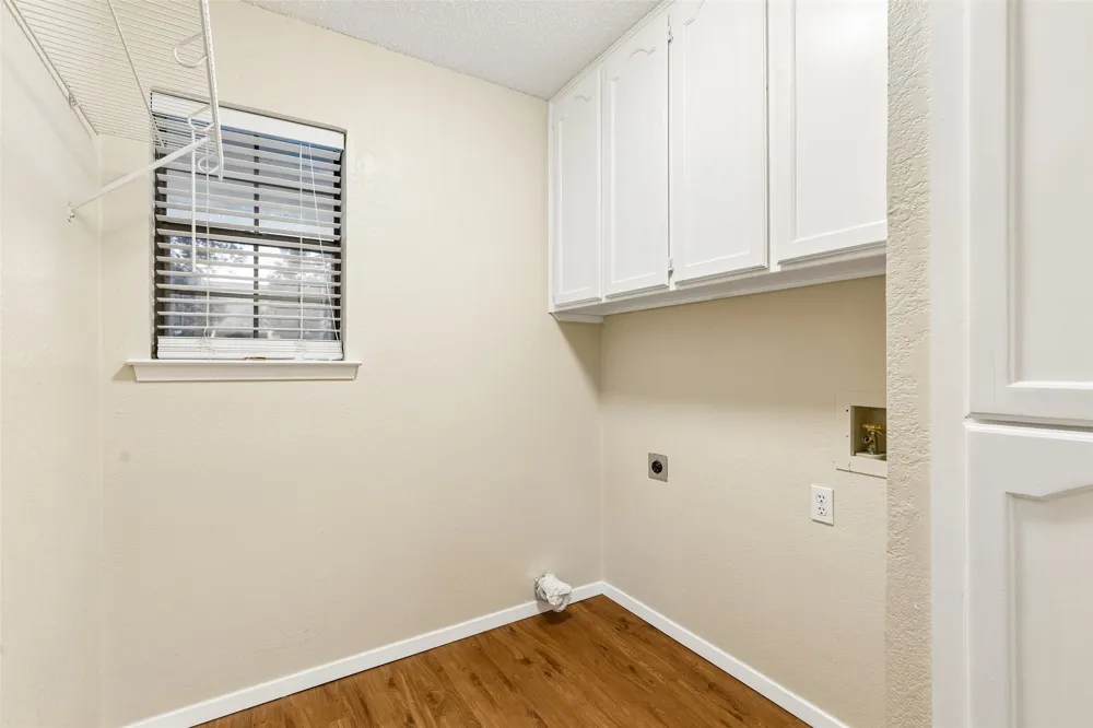 6640 Pleasant Ridge Drive North Richland Hills, TX 76180