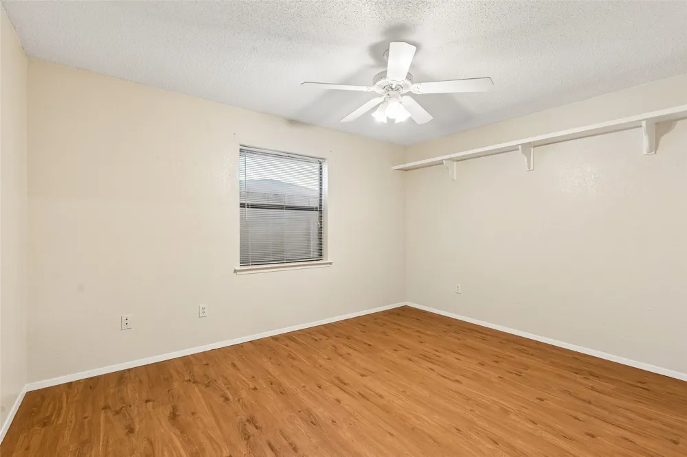 6640 Pleasant Ridge Drive North Richland Hills, TX 76180
