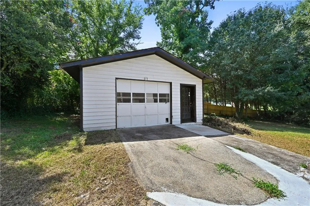 5692 Rosser Court Lilburn, GA 30047