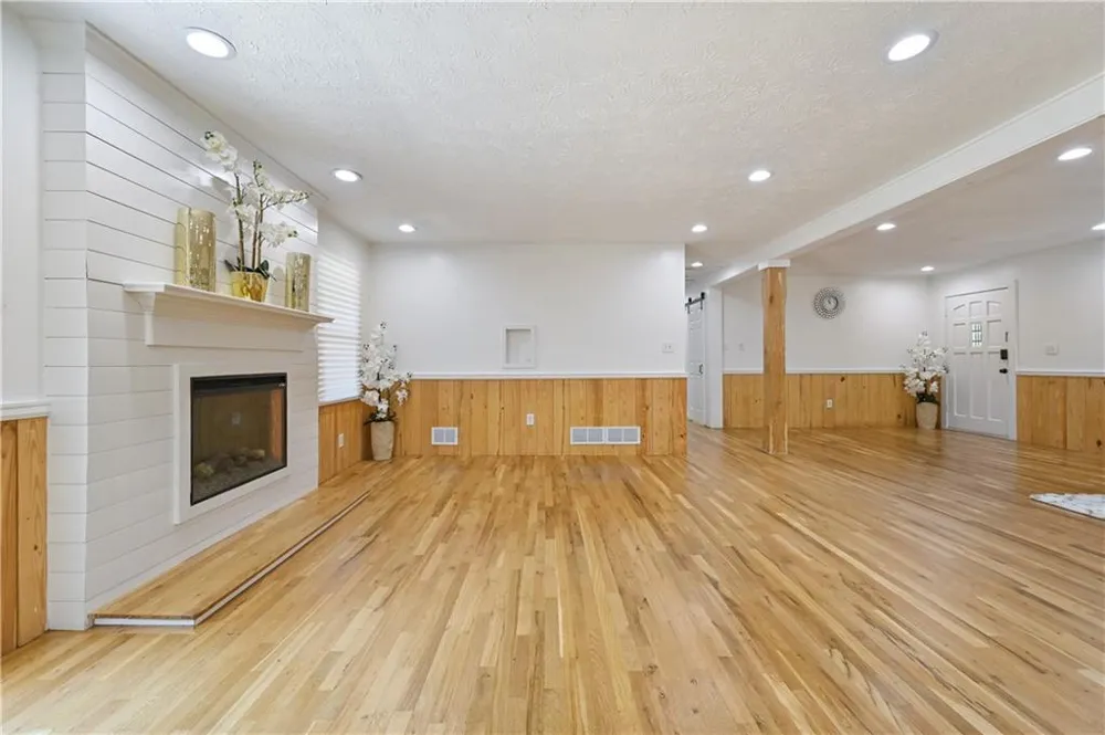 5692 Rosser Court Lilburn, GA 30047