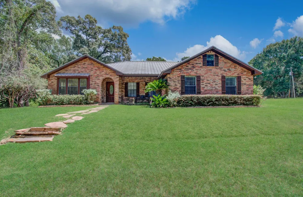 13449 Mary Wagner Road Willis, TX 77318
