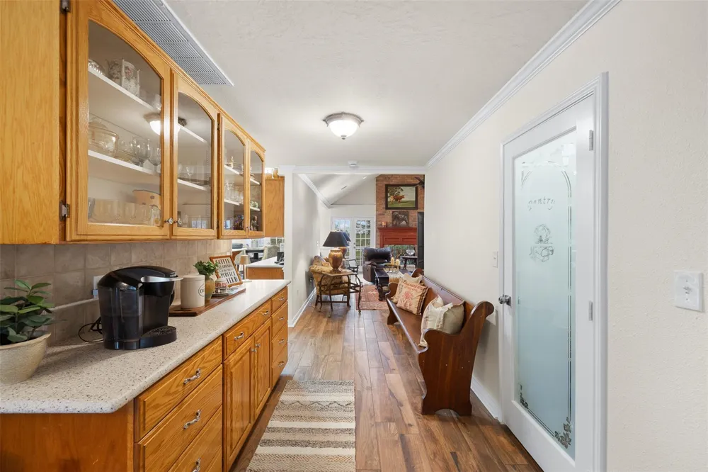 1089 Club Lane Columbus, TX 78934