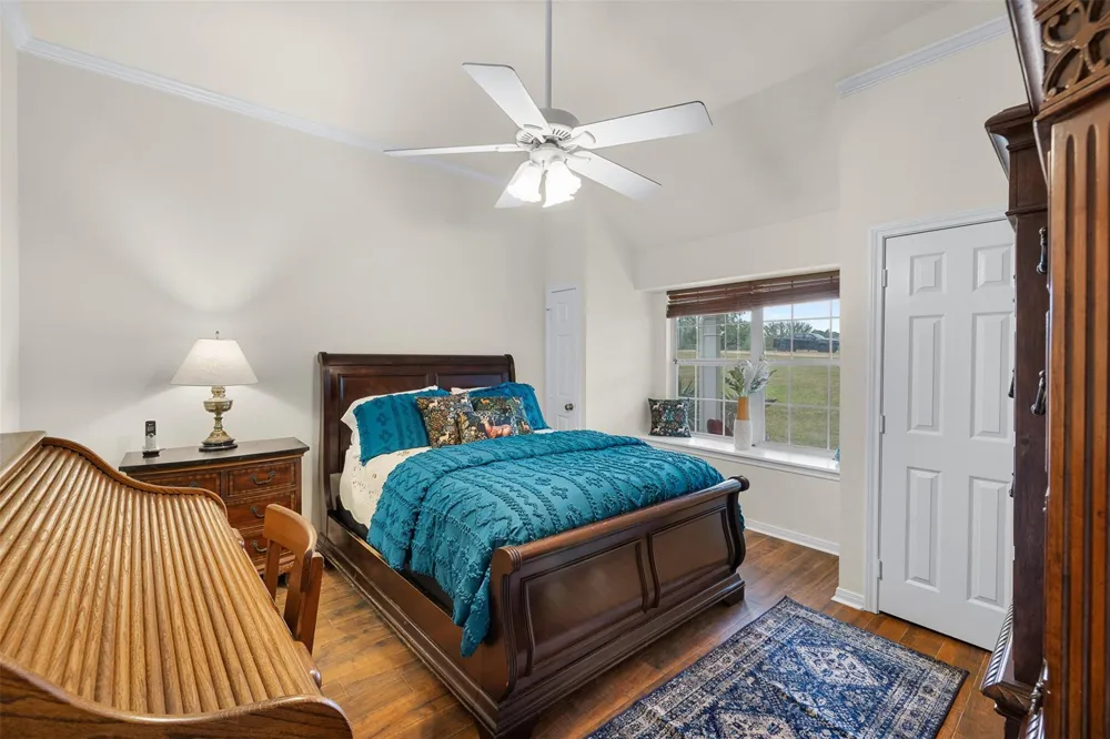 1089 Club Lane Columbus, TX 78934