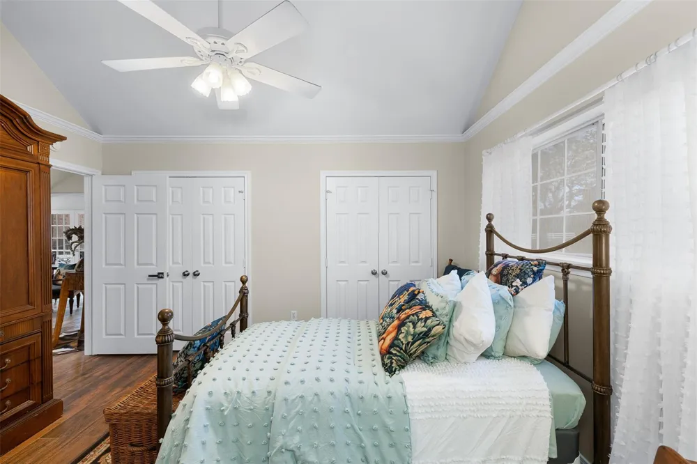 1089 Club Lane Columbus, TX 78934