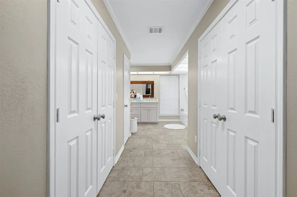 1089 Club Lane Columbus, TX 78934