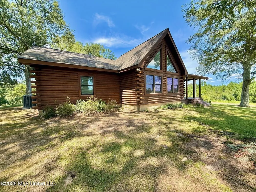 356 SW Dry Creek Trail Bogue Chitto, MS 39629