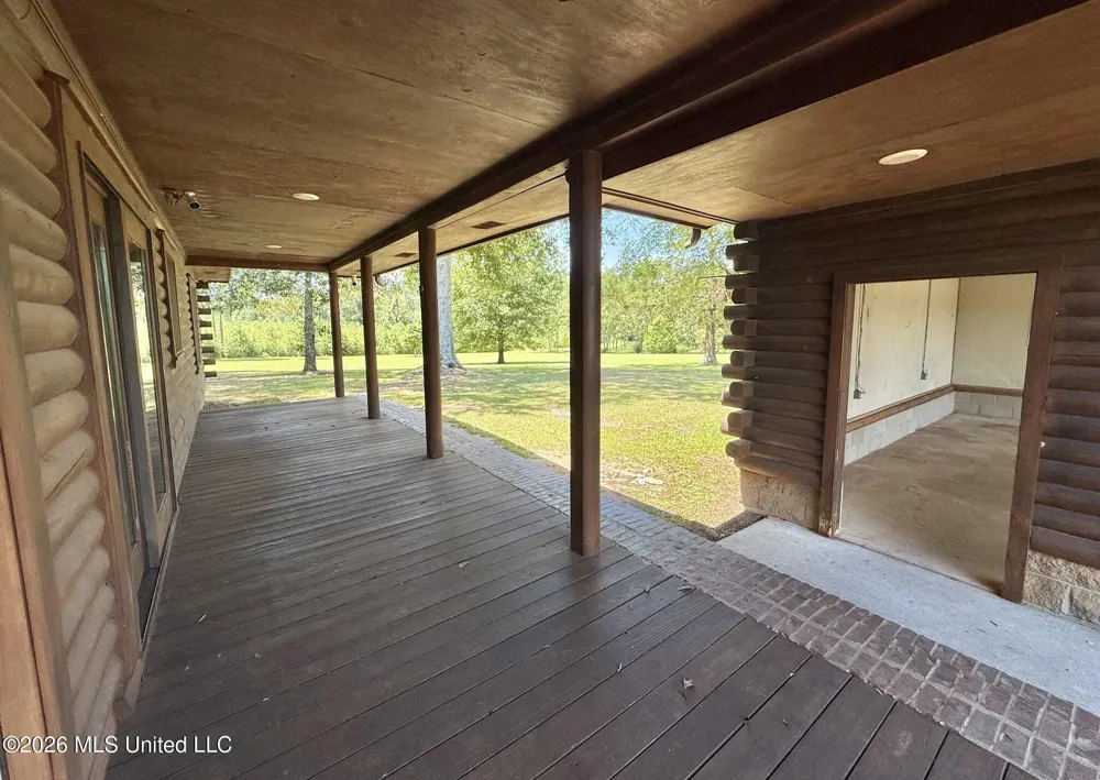 356 SW Dry Creek Trail Bogue Chitto, MS 39629