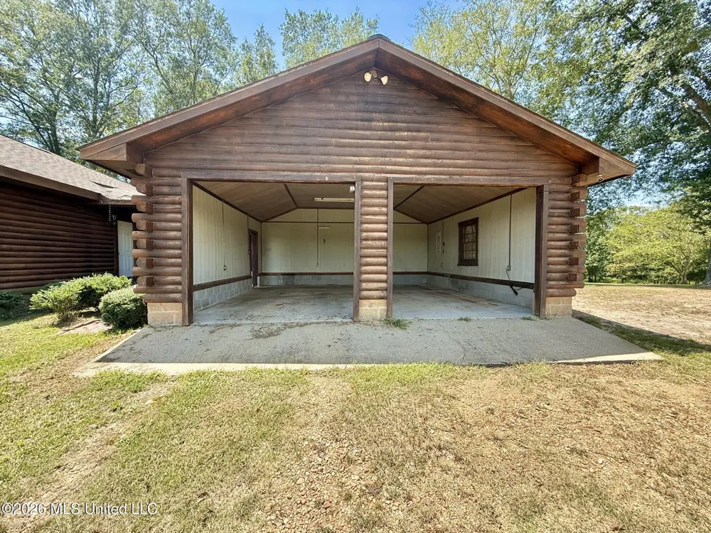 356 SW Dry Creek Trail Bogue Chitto, MS 39629