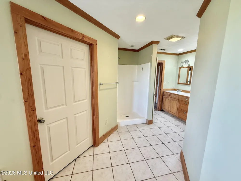 356 SW Dry Creek Trail Bogue Chitto, MS 39629