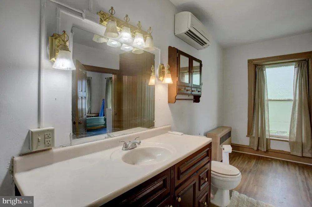 5444 BUCHANAN TRAIL WEST W Greencastle, PA 17225