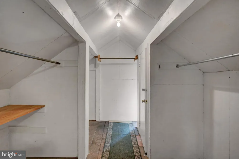 5444 BUCHANAN TRAIL WEST W Greencastle, PA 17225