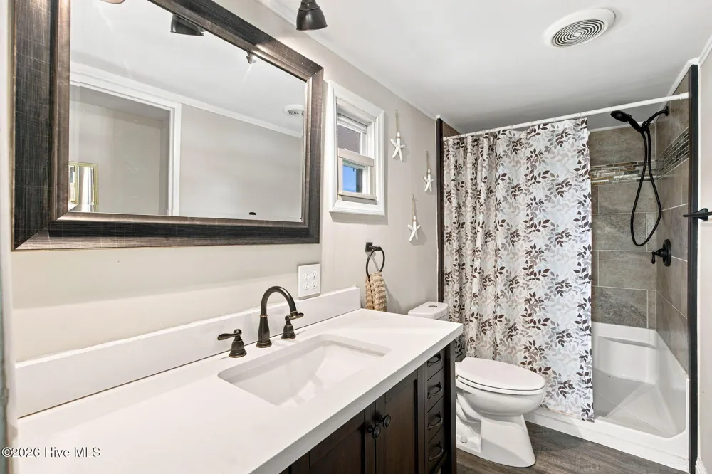 4864 Coastal Drive SE Southport, NC 28461