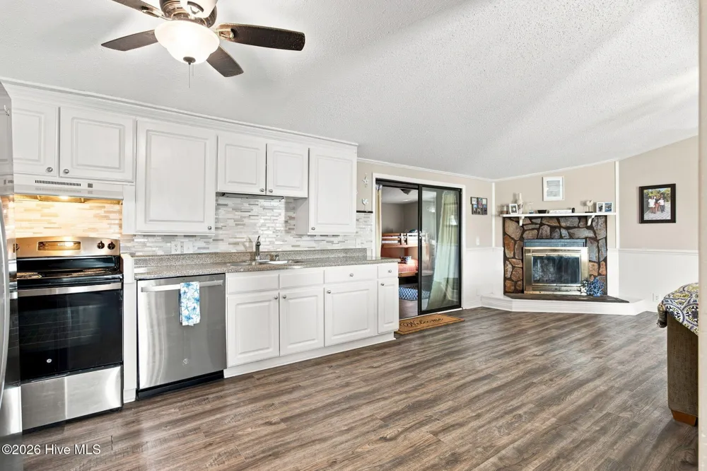4864 Coastal Drive SE Southport, NC 28461