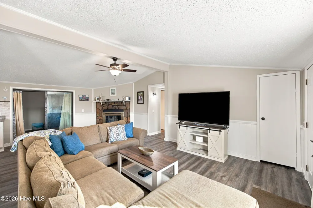 4864 Coastal Drive SE Southport, NC 28461