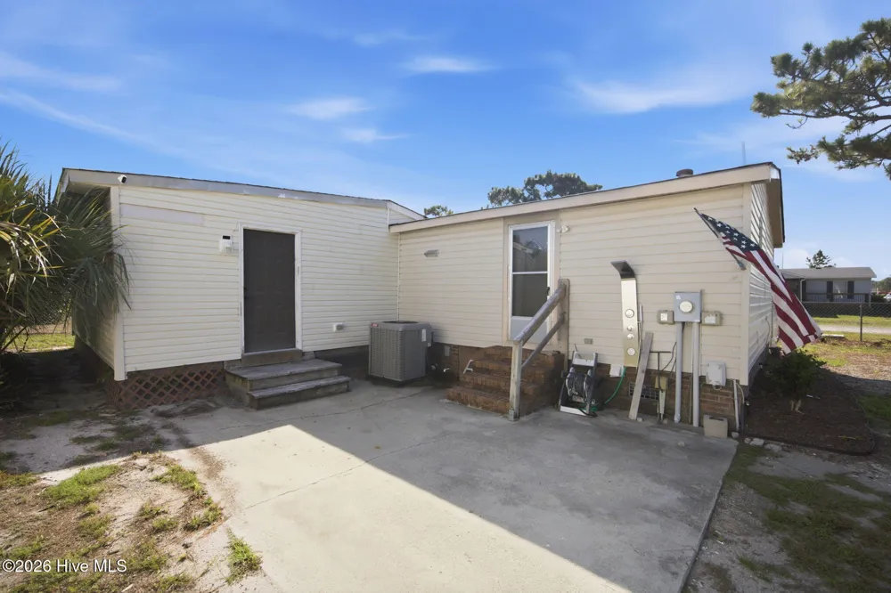 4864 Coastal Drive SE Southport, NC 28461