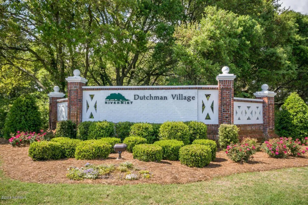 5018 Lagan Court Southport, NC 28461