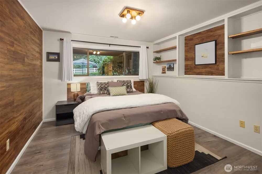 3212 211th Avenue NE Sammamish, WA 98074