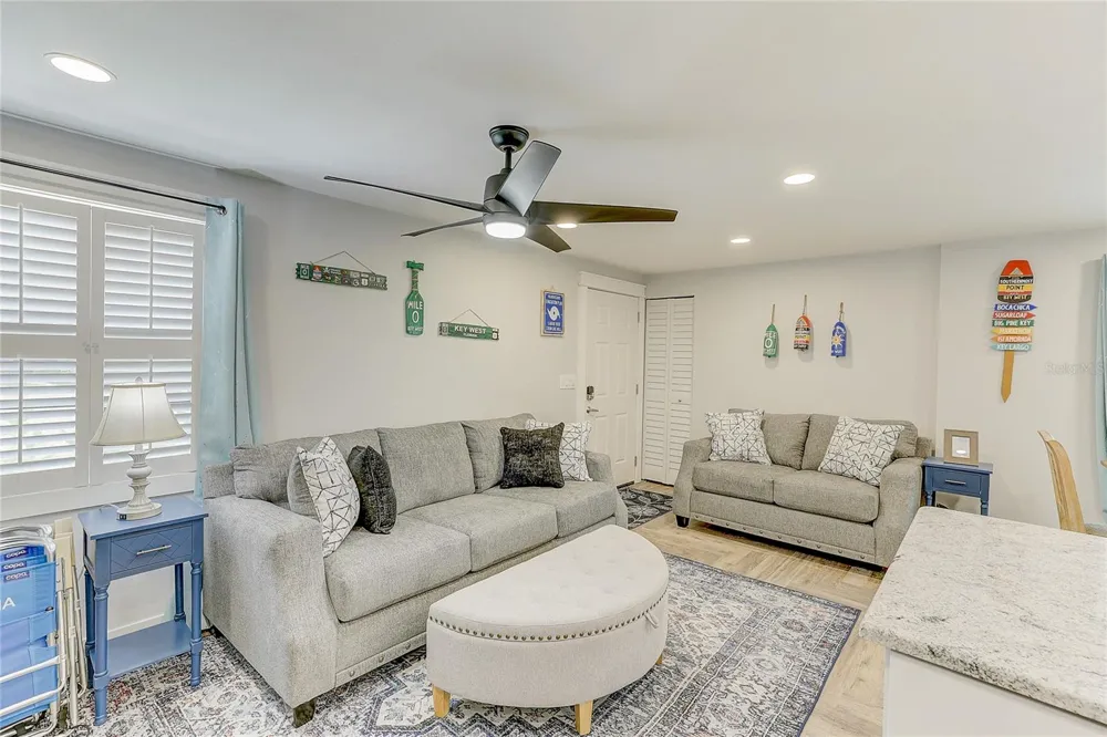 2728 49TH AVENUE W #2728 Bradenton, FL 34207