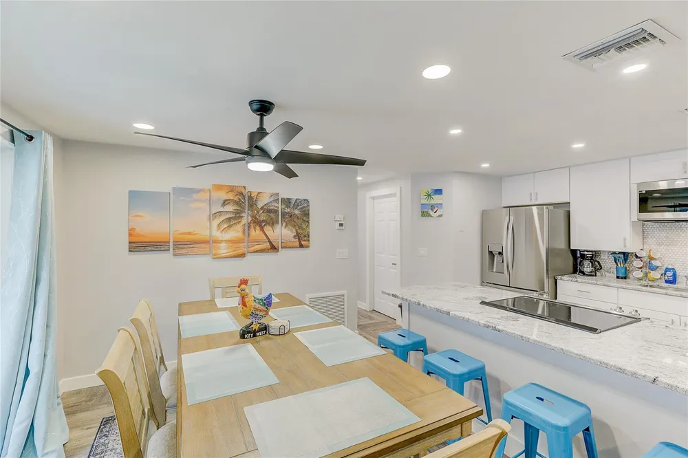 2728 49TH AVENUE W #2728 Bradenton, FL 34207