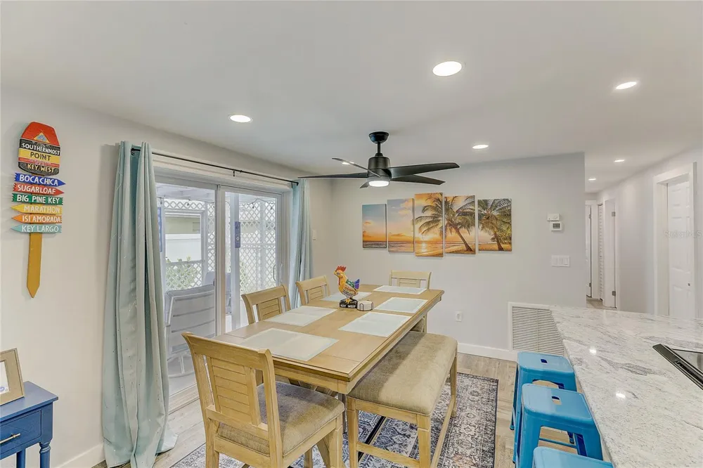 2728 49TH AVENUE W #2728 Bradenton, FL 34207