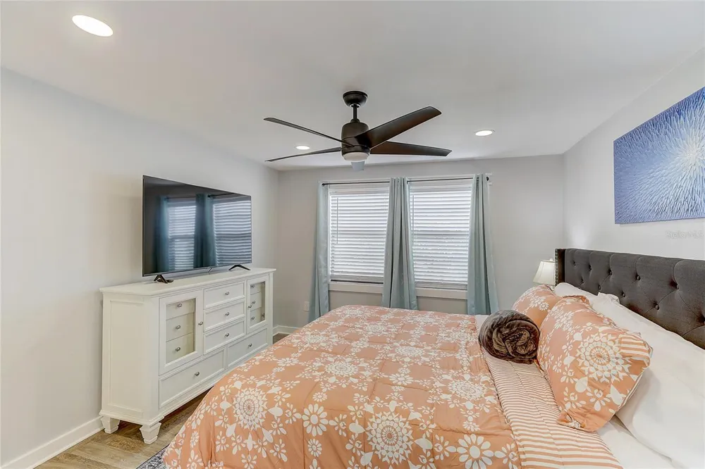 2728 49TH AVENUE W #2728 Bradenton, FL 34207