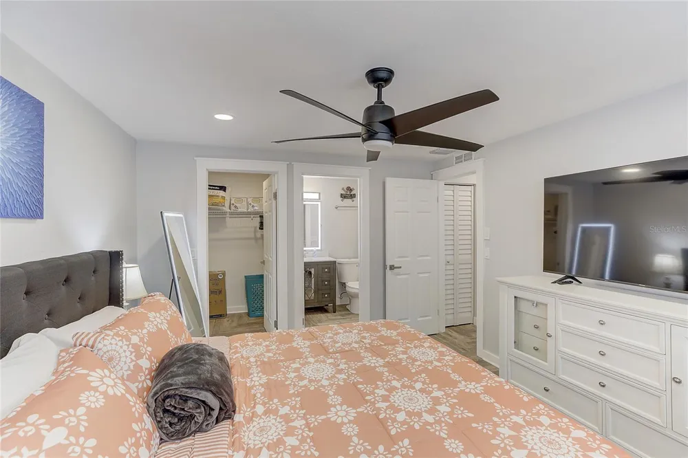 2728 49TH AVENUE W #2728 Bradenton, FL 34207