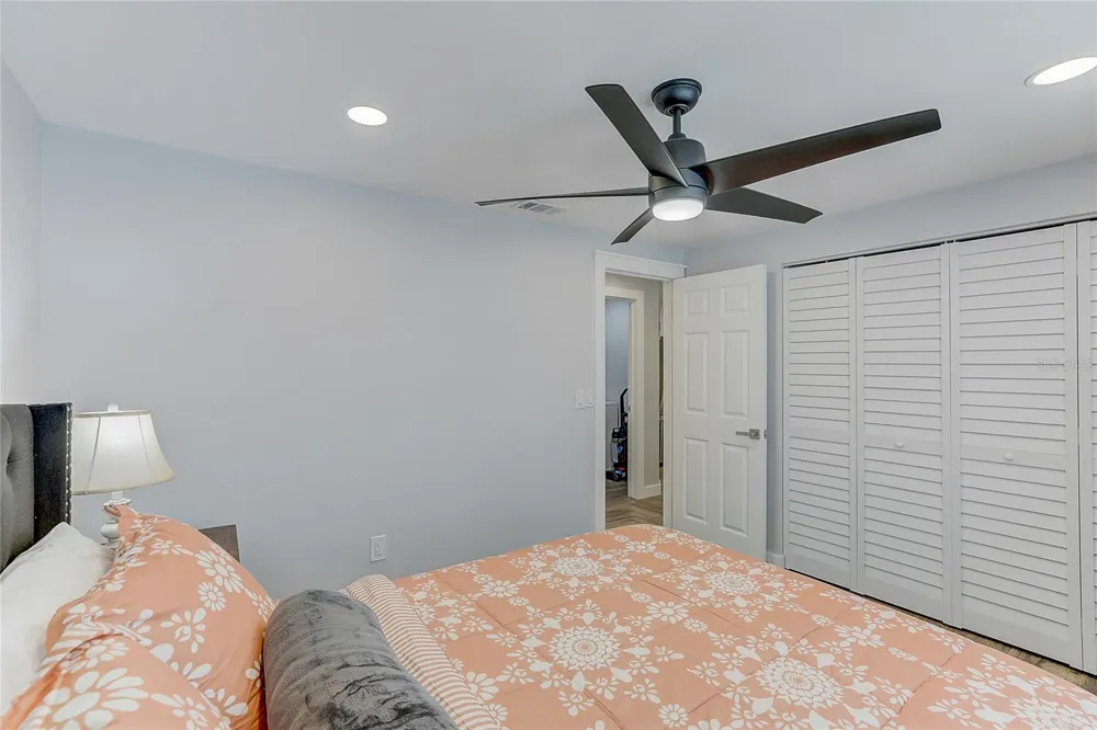 2728 49TH AVENUE W #2728 Bradenton, FL 34207